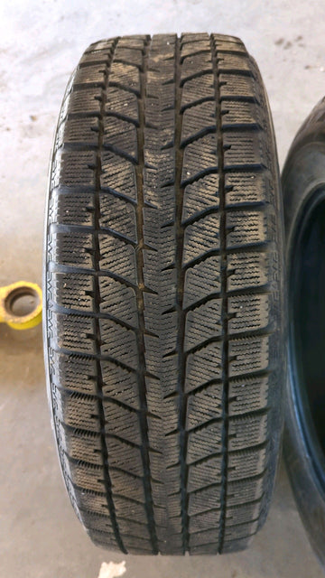 4 x P215/65R16 98T Bridgestone Blizzak WS-70