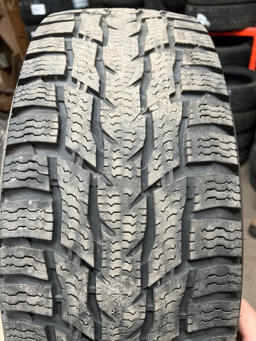 1 x LT235/65R16 121/199R Nokian Hakkapeliitta CR3