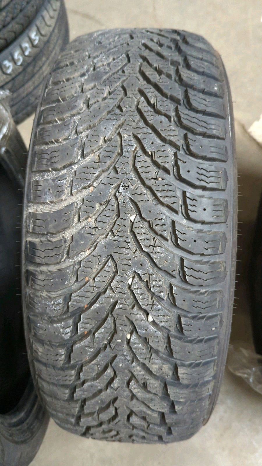 4 x P205/50R17 93T Nokian Hakkapeliitta 9