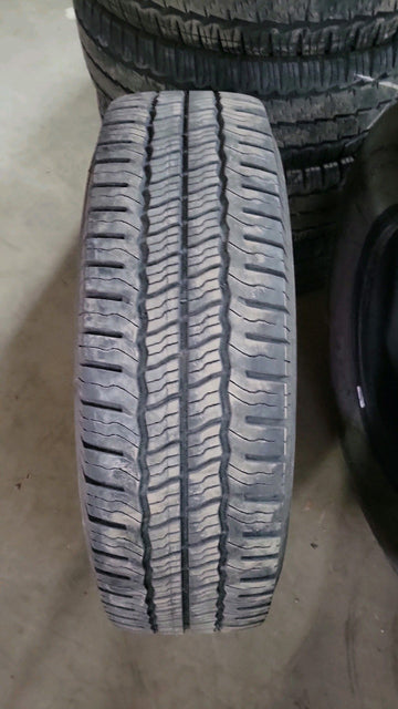 2 x LT225/75R16 115/112R Michelin Agilis Cross Climate