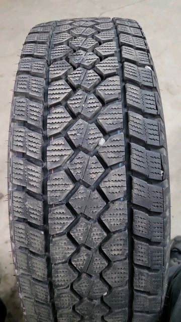 1 x LT245/70R17 Q19/116Q Toyo Open Country WLT1