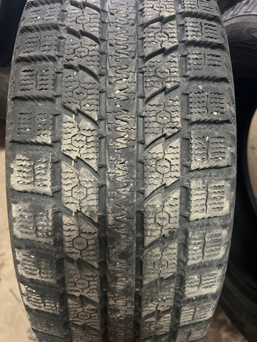 4 x P225/60R17 99T Toyo Observe GSi5