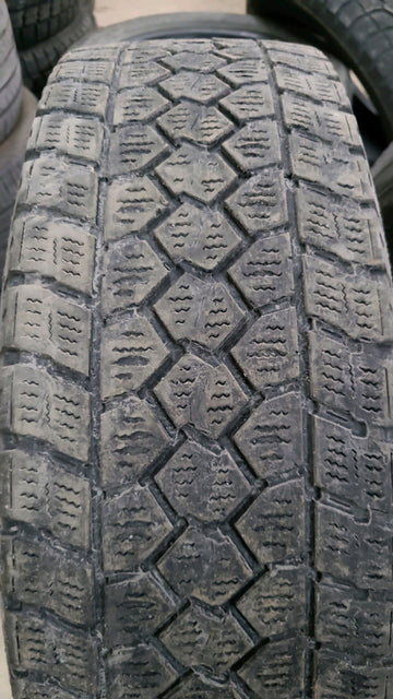 2 x LT245/75R17 121/118Q Toyo Open Country WLT1