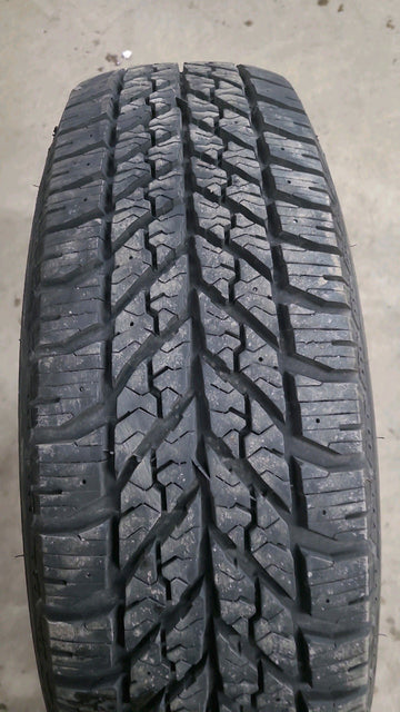 1 x P225/65R17 102T Goodyear Ultra Grip Winter