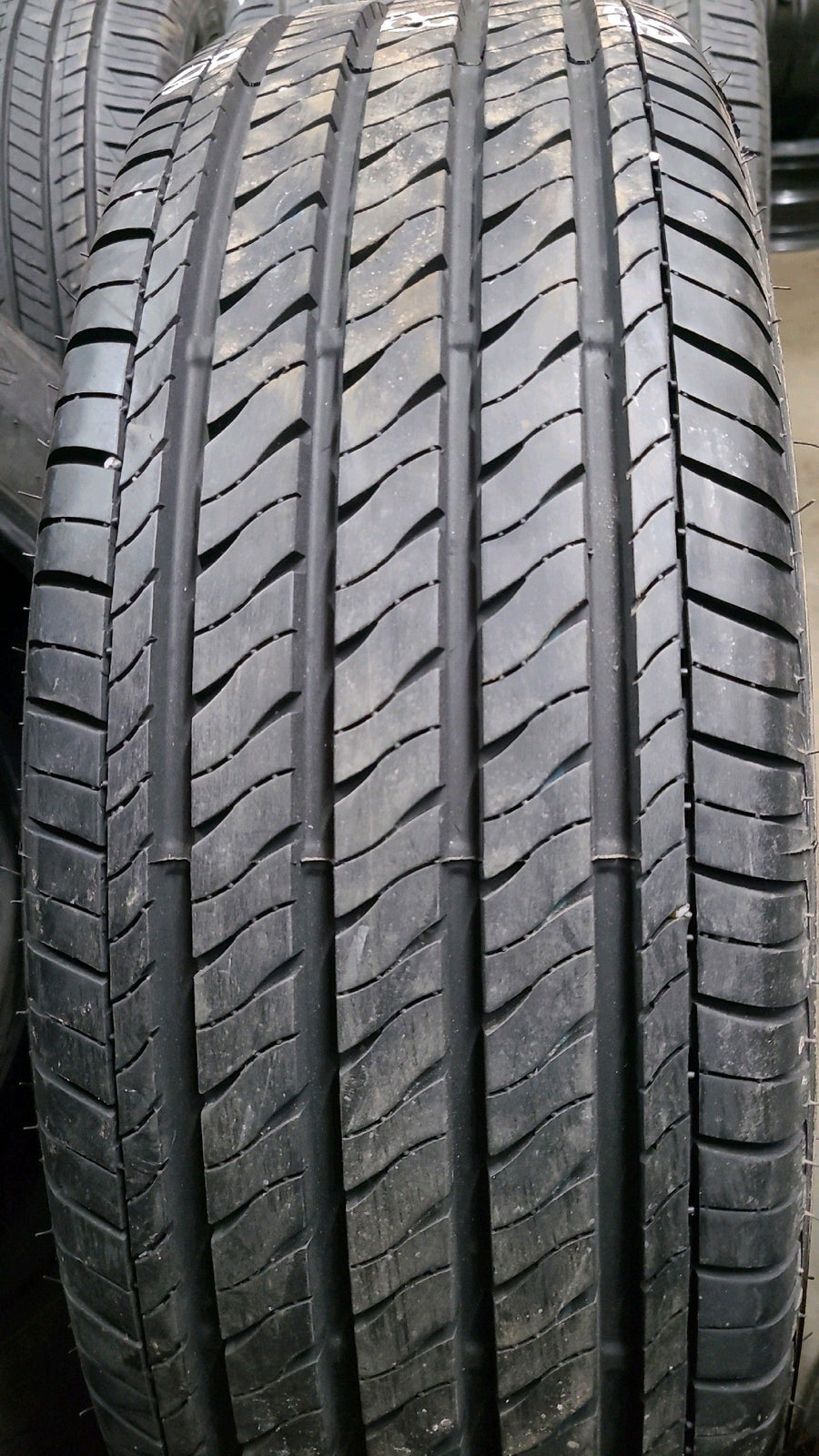 4 x P205/65R16 95H Firestone FT140