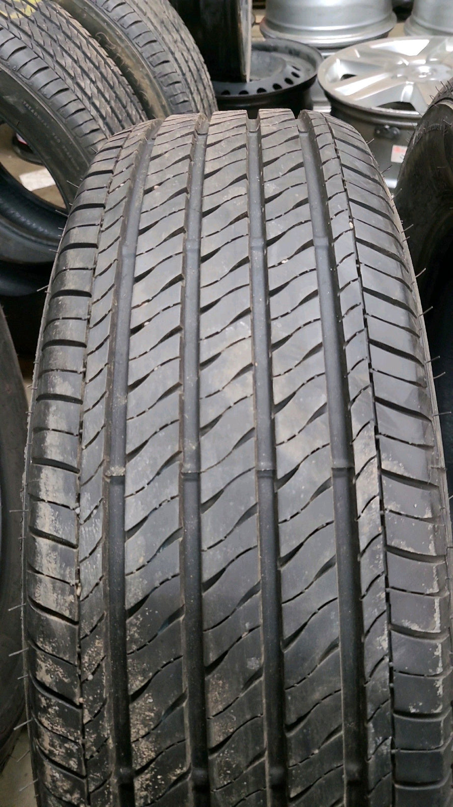 4 x P205/65R16 95H Firestone FT140